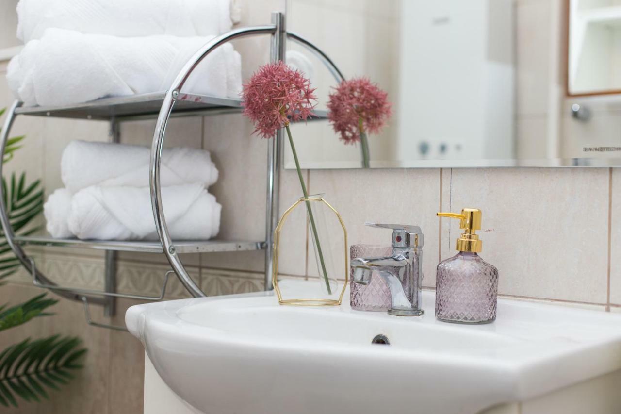Apartment Bathory Downtown Homey *