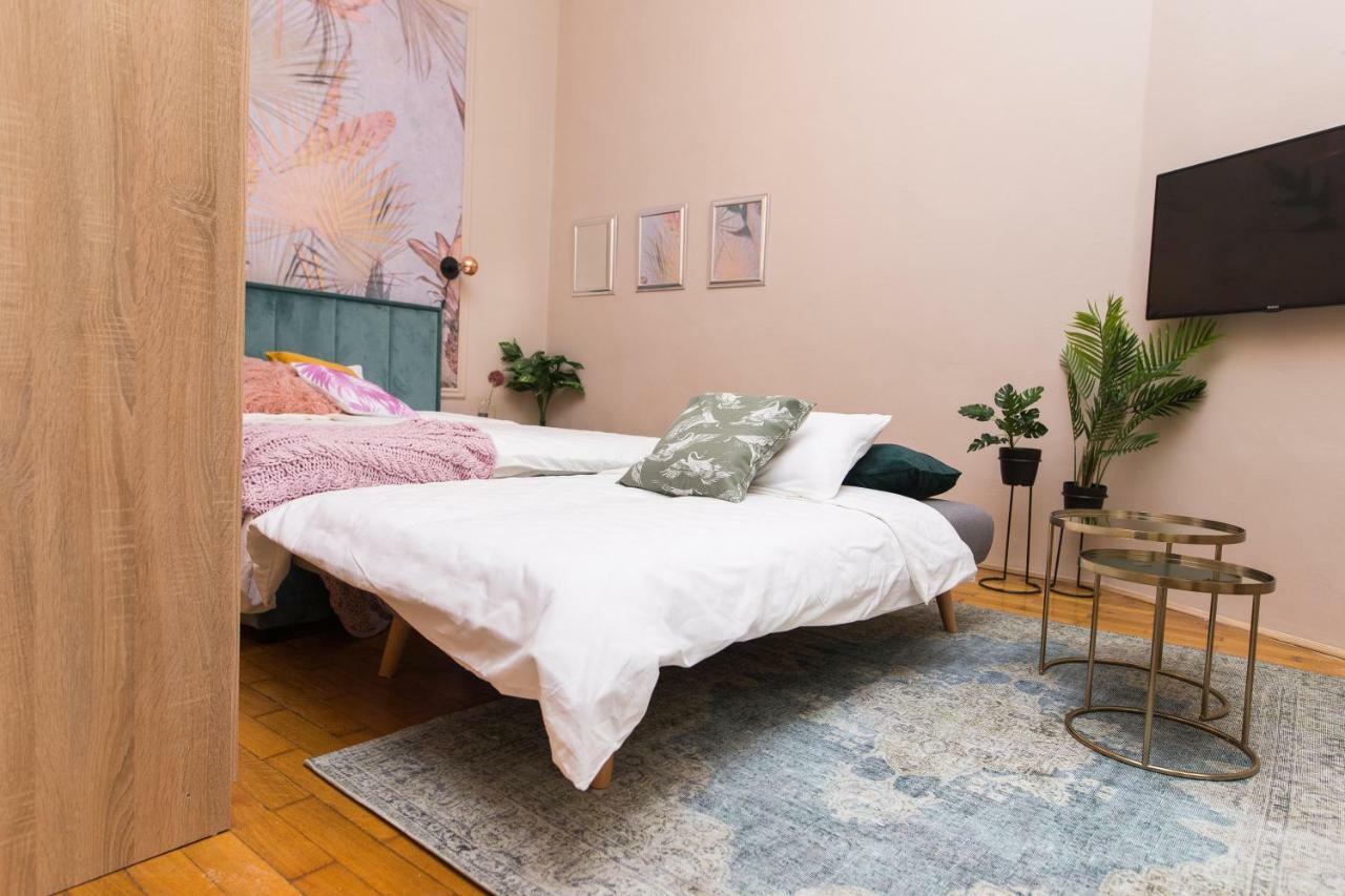 Bathory Downtown Homey Apartment *
